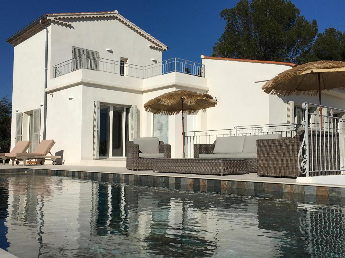 Villa Du Belvedere - La Chambre Mer Saint-Raphaël Buitenkant foto