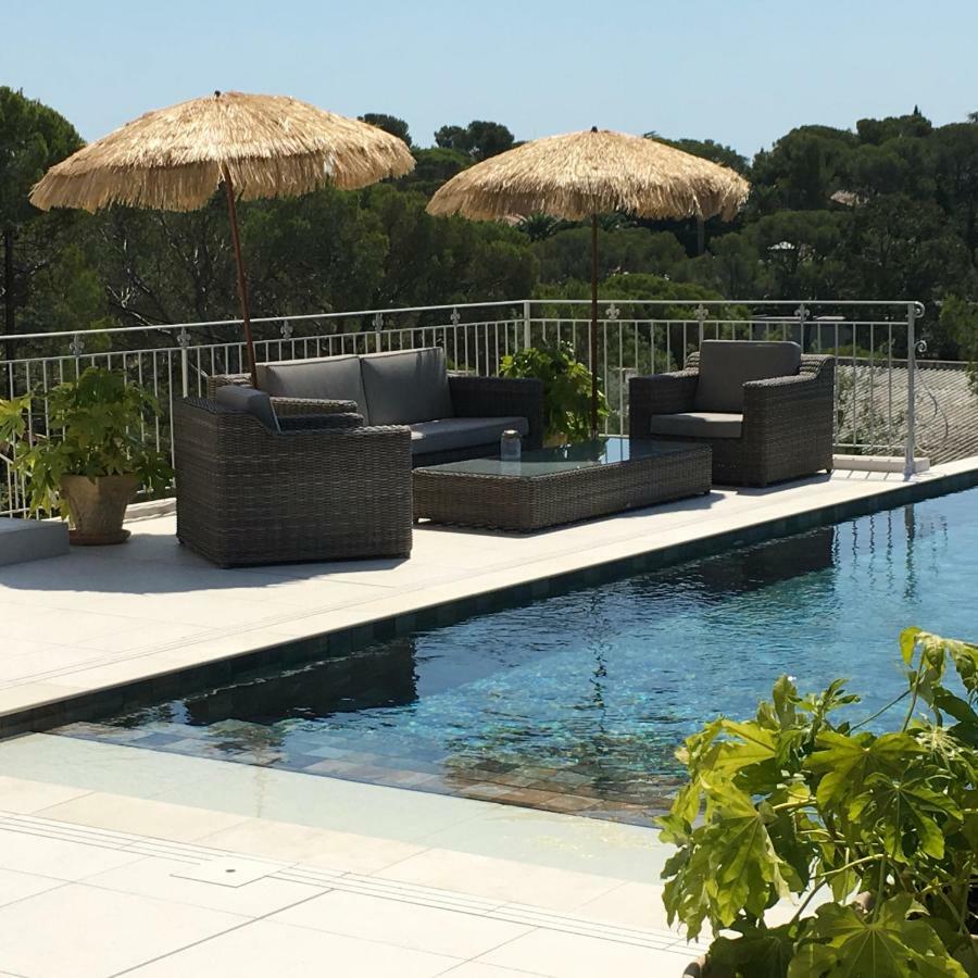 Villa Du Belvedere - La Chambre Mer Saint-Raphaël Buitenkant foto